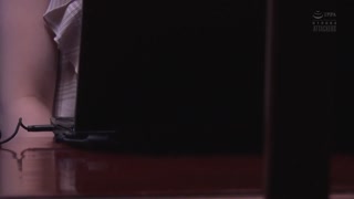 花被毒蟲插入吸取花蜜 知花凛 ATID-390