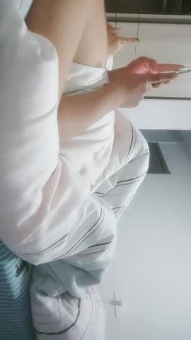 2021 12 14， 【 夠 騷 才 刺 激 探 花 】 ， 綠 帽 男 偷 拍 老 婆