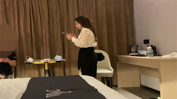 极品御姐气质沦陷，骚穴淫荡求狂操内射