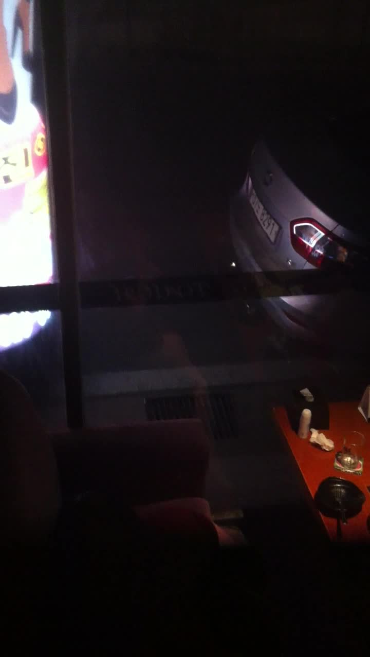 【最高端泄密】KTV包房里的疯狂羞羞事 边享受劲爆音乐边骑乘疯狂扭动顶操 女孩超会动老司机啊 高清720P原版无水印 new