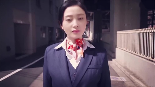 AI-张天爱 空姐制服诱惑 落地请关手机 极品巨乳被狂干到潮喷