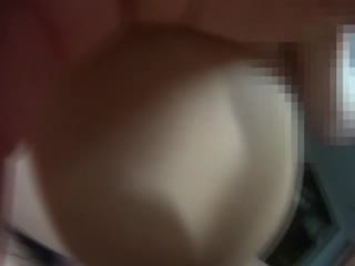 【极品乱伦迷魂操】强操醉酒极品白嫩巨乳表姐 被插得的哼哼唧唧喷水不断 无套抽插不小心内射