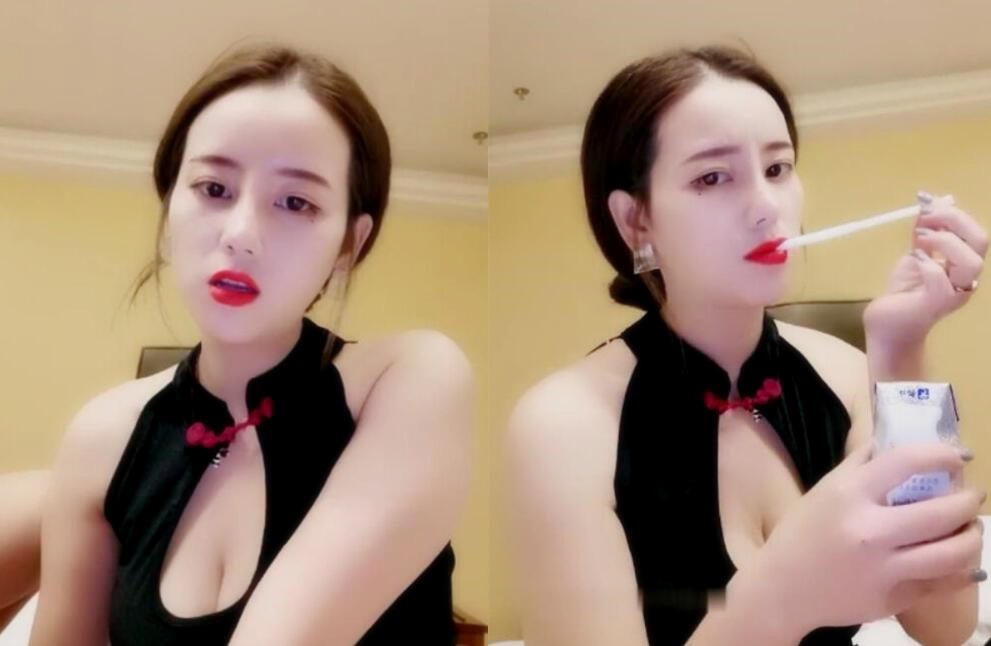 颜值少妇寂寞难耐和炮友情趣装舔奶口交上位骑坐后入性感大屁股很是诱惑喜欢不要错过