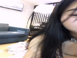 最近很火的人气网红陈丝丝●痴女级淫语浪声美尻自慰-