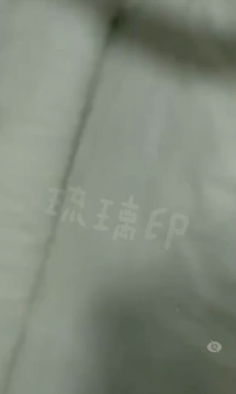 【电击女骗子】沈阳“电棍门”！社会男手机被女骗子卖了300，电棍报复！对话精彩搞笑高能！