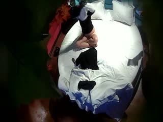 国庆档酒店流出 十二生肖之马台 白嫩情人擅长各种性爱技巧 两腿夹腰纠缠在一起不停的 要不停的操