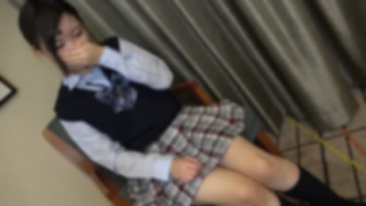 FC2-2389900 【閲覧注意】10代꘎꘎生。処女喪失の瞬間。「できませんお金いらないので帰ります…」願い叶わず容赦なくハメられ痛みに耐えながらも大号泣、ま new