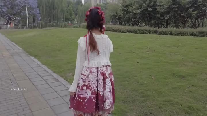 59724-推特大神TLஐ00后洛丽塔女友最新千元露脸定制②无套爆操纯正萝莉型居家女友 高清原版 new