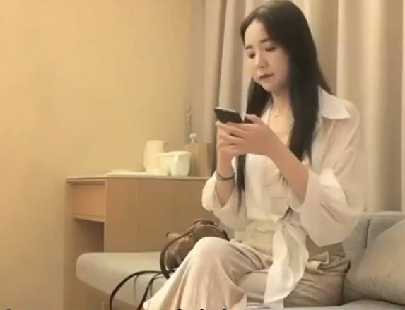 都市御姐下海捞金