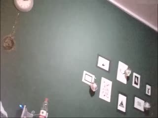 仁哥约炮同住一座大厦的艺校舞蹈老师整天就会玩手机