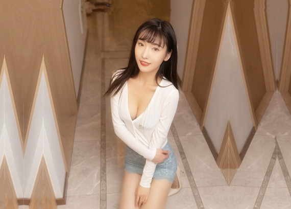 深夜私会良家人妻偷情无套中出的感觉真爽大屁股后入太带劲了