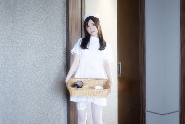 真实良家今晚新人24岁三甲医院小护士一套专业手法下来春心萌动握着鸡巴求插入刺激香艳