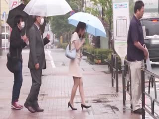 【中文字幕】SSNI-318満員車内は抵抗不能バス痴漢無理やり車内でイカされた美巨乳OL彩美旬果