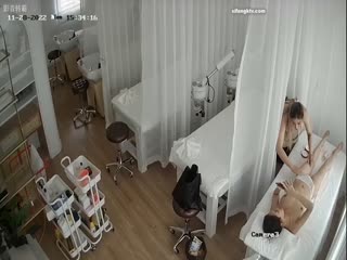 【高清监控】高端美容院，极品小姐姐完美身材展示！