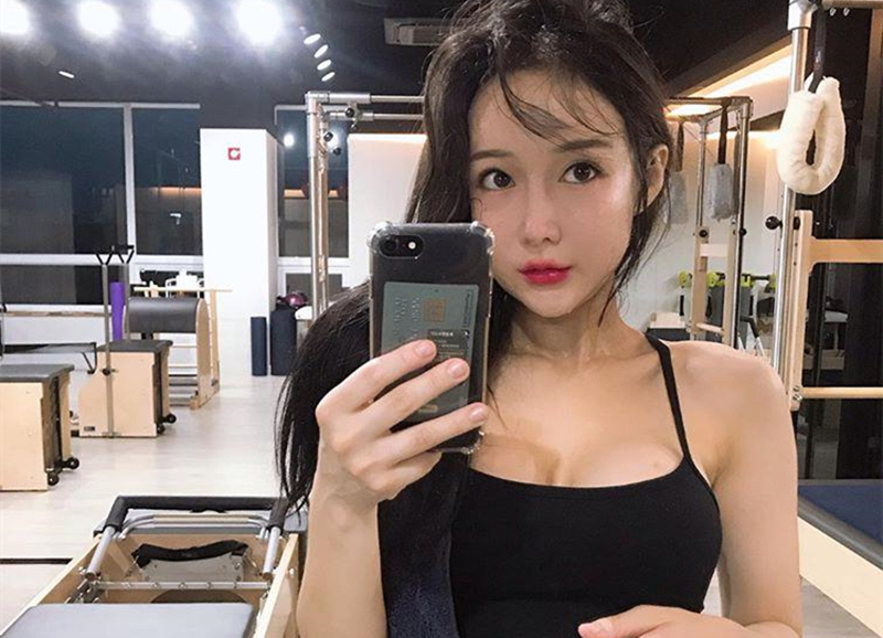 韩国少女自慰太色情流口水了