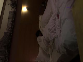 女友闺蜜最近被男友甩了，背着女朋友偷偷约她出来酒店开房啪啪把她从失恋中解救出来