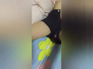 【真实MJ系列】妹子不省人事被沙发上任意玩弄大力猛操