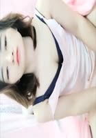 自慰舒服到呻吟浪叫~