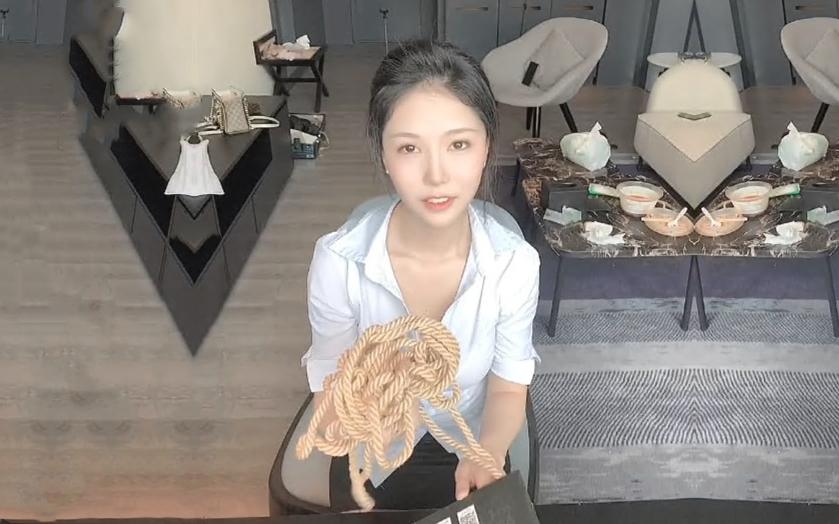 抖娘利世最新定制捆绑秘书待茎佳阴雀纹和服极致诱惑