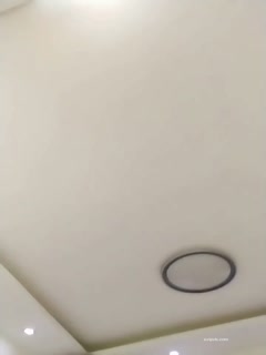 长发苗条身材清纯萝莉美女主播小妹听狼友指挥露奶子露逼紫薇诱惑，特写白虎粉逼