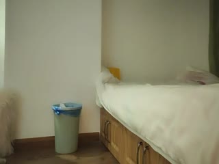 李公子密探上门干大奶少妇舔屌跪在床上深喉口交翘起大屁股后入抬起腿侧入抽插猛操