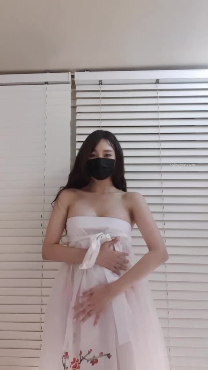 大量潮射体淑美人妻本性淫乱浮中毒女巨乳弄全身性感喉