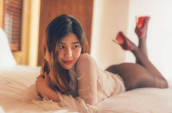 极品闫盼盼写真视频