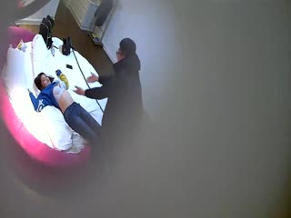 酒店偷拍一看就是男女出来偷情进来就被扒光开操2人激情特别高前后被男的射了3次美女年轻胸大漂亮男的真矬