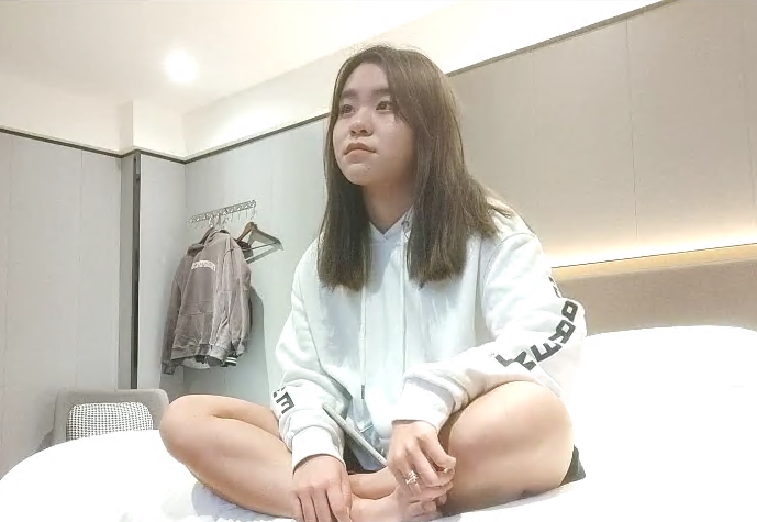 泡良大神今夜新人19岁小姐姐一对纯天然大胸必须好评青春胴体抠抠插插精彩视觉盛宴必看