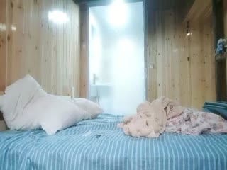 26岁培训机构数学老师 肤白貌美 蝴蝶穴淫水超多 角度专业精彩全程