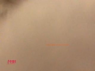 “你的逼只能爸爸一个人操”富家少爷酒店大战淫水超多车模对着镜子边干边拍叫爸爸内射对白淫荡