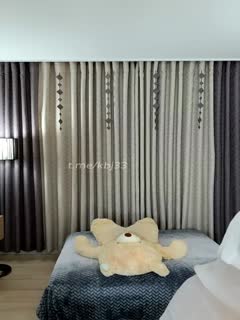 韩国漂亮女主播夹住洋娃娃自慰诱惑！