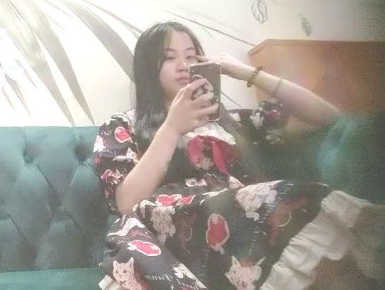 鸭哥只约极品萝莉裙小姐姐吃饱喝足再开始操脱掉衣服白嫩美乳吸吮翘起屁股后入撞击