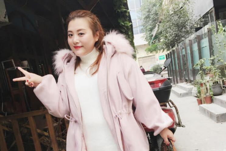 小哥骗了个假装自己还是处女的骚女姐姐回宿舍强推到床上啪啪720P高清无水印版