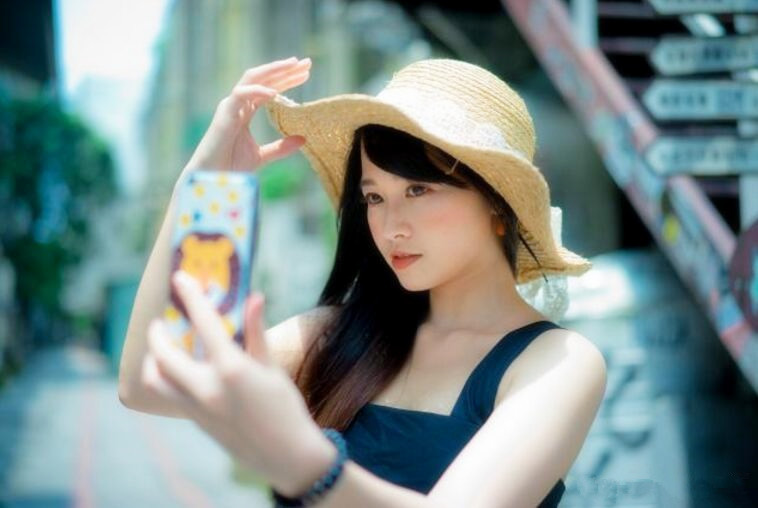 呆哥酒店约炮极品白嫩少妇操得受不了太大了