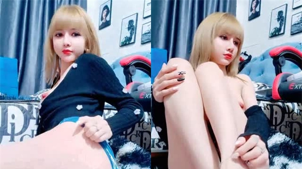 黄发痴女黑丝美腿狂舔 绝顶腿玩年瞬间硬爆了