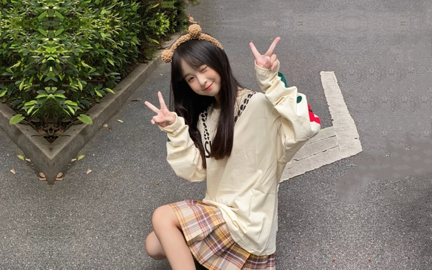 极品网红美少女JK制服白丝绝对领域香草少女究极后入无毛美鲍潮吹特写崩坏洪水大爆发