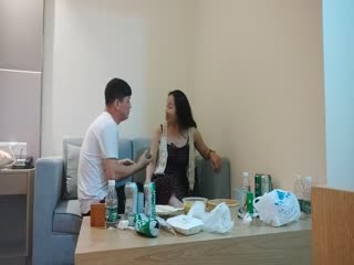 以买房名义约炮房产中介操逼