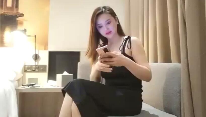 小宝寻花第二场性感吊带肉肉身材妹子镜头前口交摸逼上位骑乘猛操呻吟