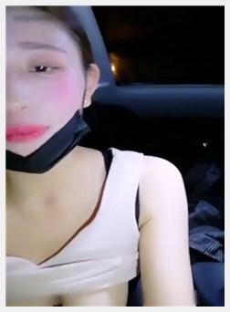 粉逼主播貌似磕了药有点嗨和豪车司机在野外车里瞎搞