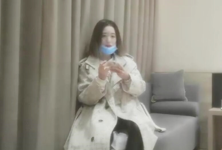 小哥寻花皮裤短发长相甜美妹子天气不好也要挣钱酒店啪啪调情玩弄一番上位骑乘抽插后入猛操