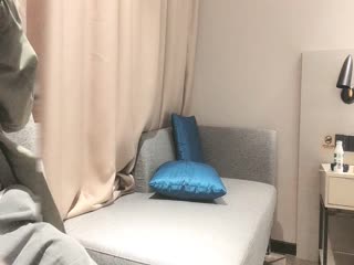 约炮皮肤白皙气质苗条的性感小姐姐 水是真的多超淫荡