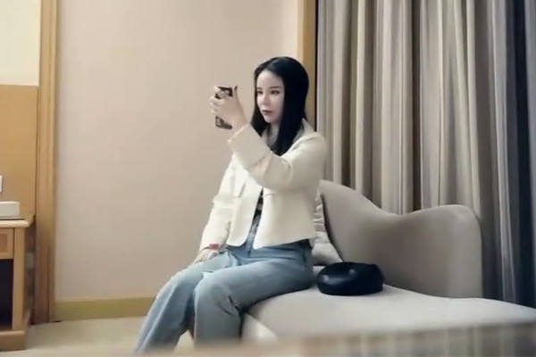 七天探花極品約了个黑帽妹子啪啪互摸舔弄张开双腿摸逼骑坐抽插猛操