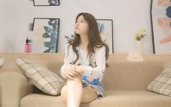 高价约操清纯美女这颜值就得值三千