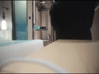 朋友介绍的卫校在读大二的36E纯天然大奶性感美女~1200元约到酒店迫不及待扒光她衣服开操~颜值高~奶子正~狠狠抽插!