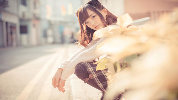 大叔操快餐妹子颜值还不错撸硬直接开操正入抽插射的有点快